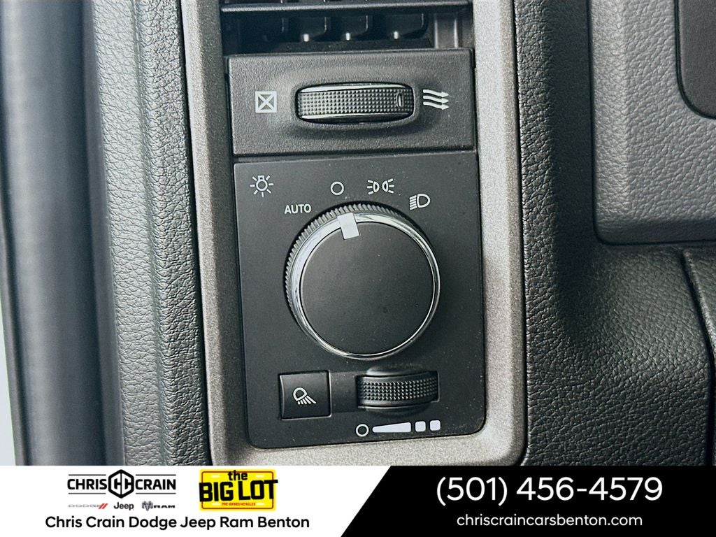 2019 RAM 1500 Classic Tradesman Quad Cab 4x2 6'4' Box