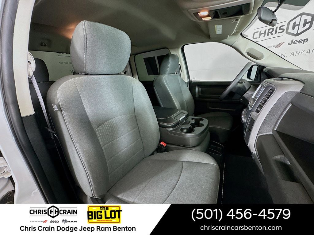 2024 RAM 1500 Classic Tradesman Crew Cab 4x2 5'7' Box