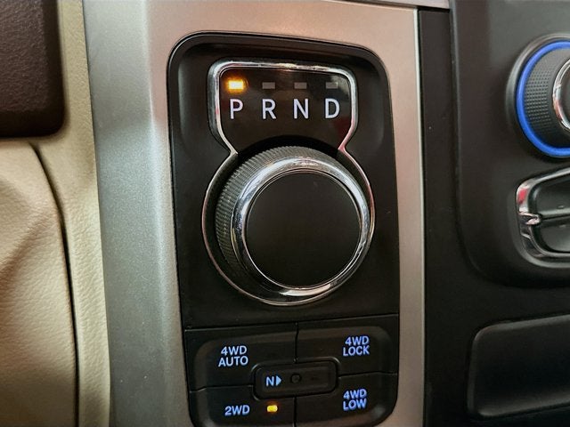 2017 RAM 1500 Lone Star Crew Cab 4x4 5'7' Box