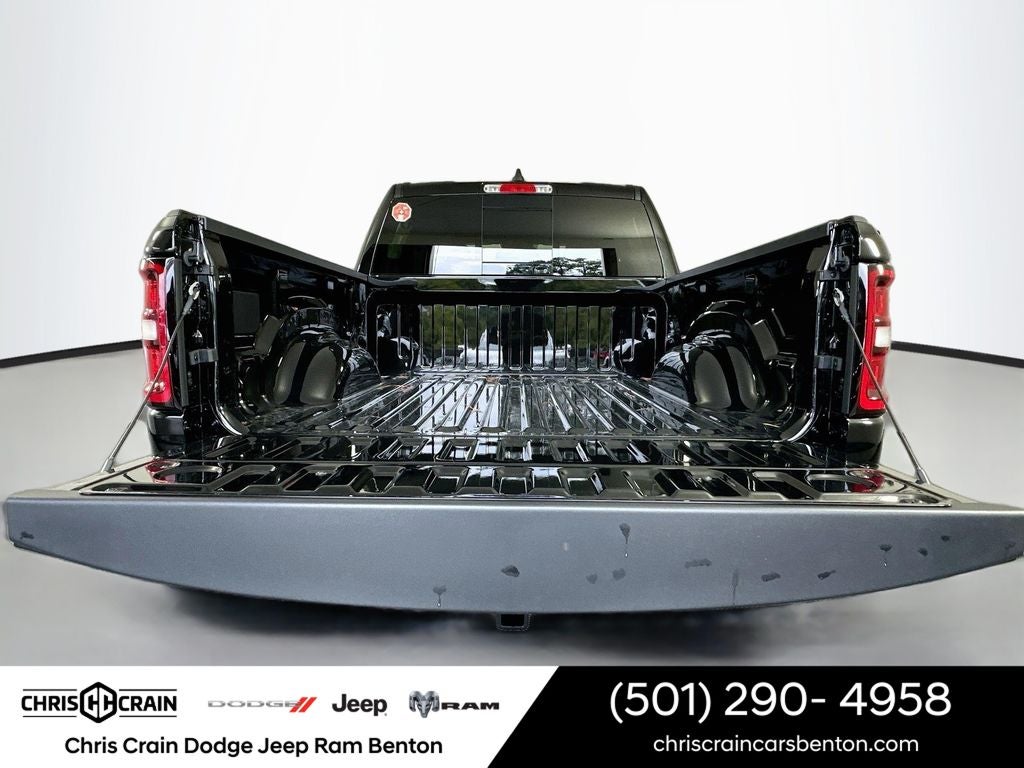 2026 RAM 1500 RAM 1500 EXPRESS CREW CAB 4X4 5'7' BOX