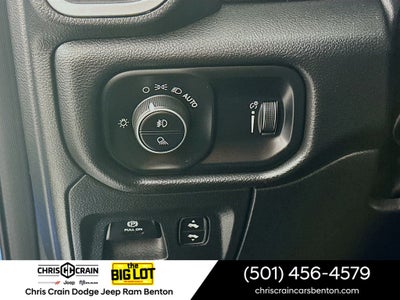 2022 RAM 1500 Big Horn Crew Cab 4x4 5'7' Box