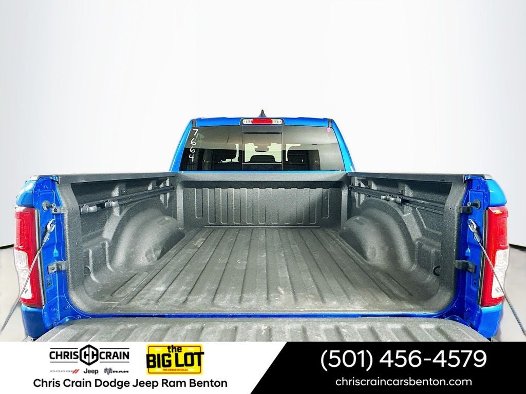 2022 RAM 1500 Big Horn Crew Cab 4x4 5'7' Box