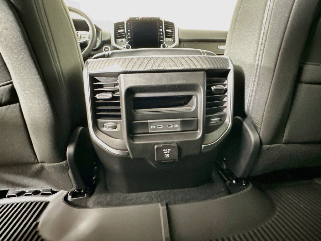 2027 RAM Ram 1500 RAM 1500 BIG HORN CREW CAB 4X4 5'7' BOX