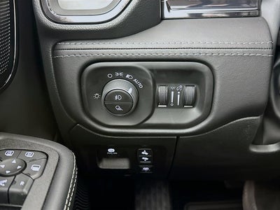 2026 RAM Ram 1500 RAM 1500 LIMITED CREW CAB 4X4 5'7' BOX