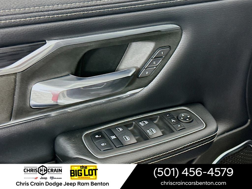 2023 RAM 1500 Laramie Crew Cab 4x4 5'7' Box