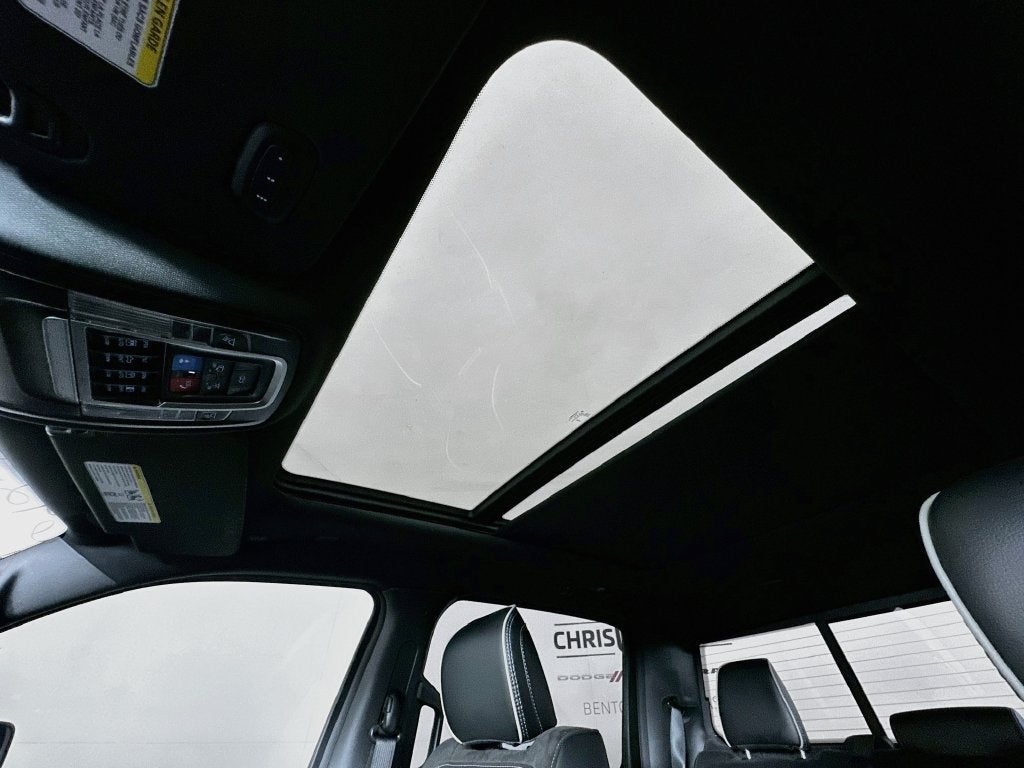 2025 RAM 1500 Laramie Crew Cab 4x4 5'7' Box