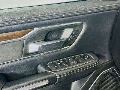 2021 RAM 1500 Laramie Crew Cab 4x4 5'7' Box