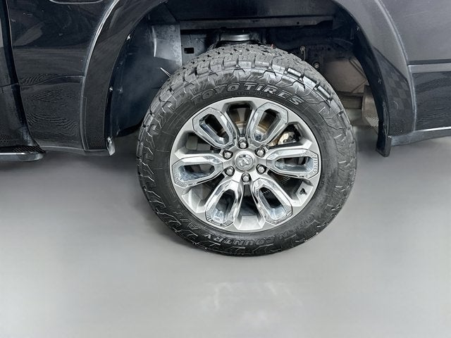 2021 RAM 1500 Laramie Crew Cab 4x4 5'7' Box