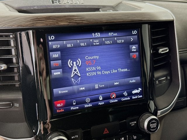 2019 RAM 1500 Laramie Crew Cab 4x4 5'7' Box