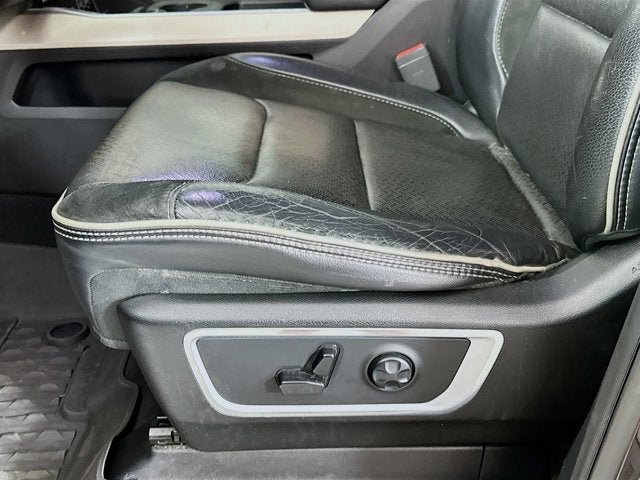 2019 RAM 1500 Laramie Crew Cab 4x4 5'7' Box