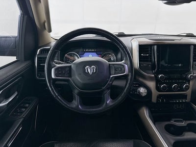 2019 RAM 1500 Laramie Crew Cab 4x4 5'7' Box