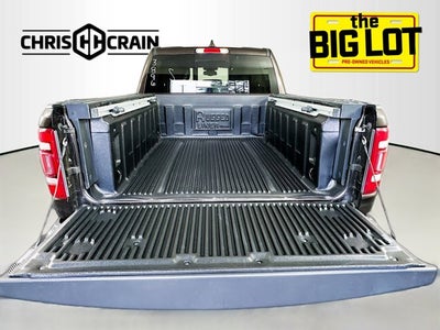 2019 RAM 1500 Laramie Crew Cab 4x4 5'7' Box