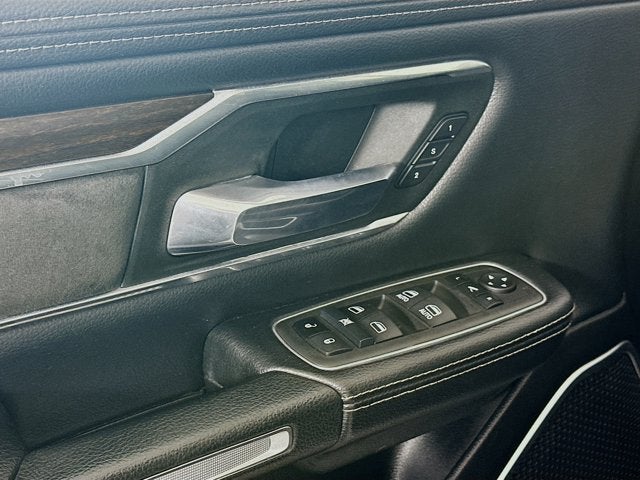 2022 RAM 1500 Laramie Crew Cab 4x4 5'7' Box