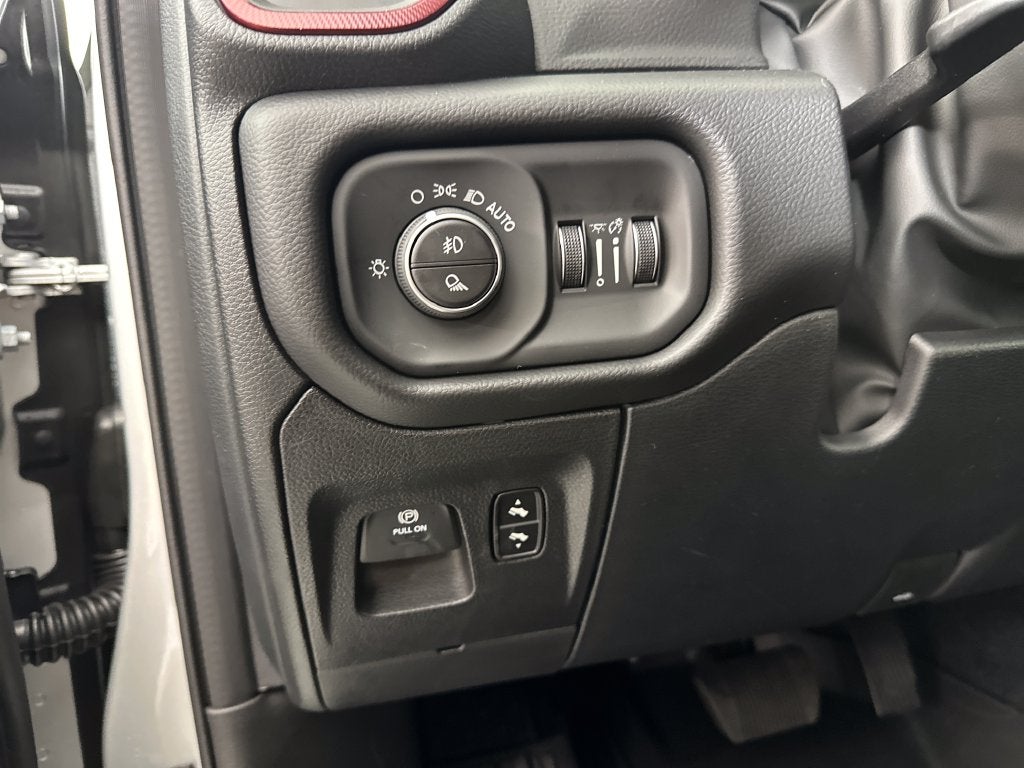 2027 RAM Ram 1500 RAM 1500 REBEL CREW CAB 4X4 5'7' BOX