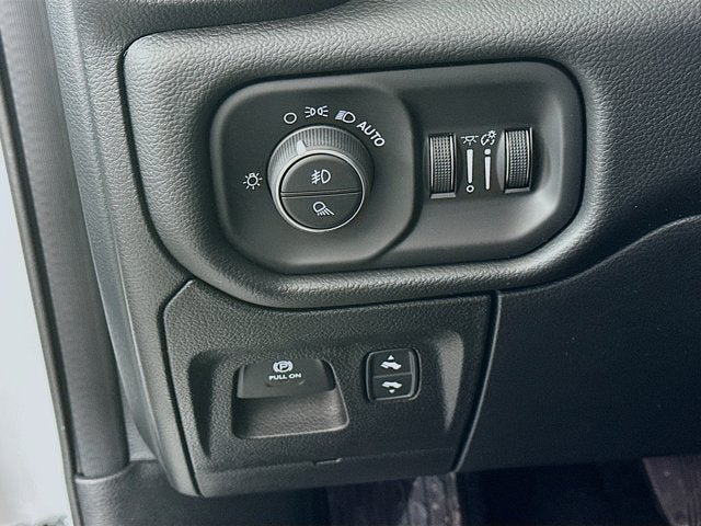 2026 RAM Ram 1500 RAM 1500 LARAMIE CREW CAB 4X4 6'4' BOX