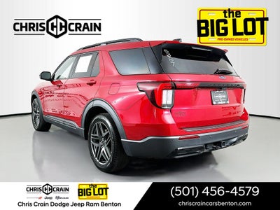 2025 Ford Explorer ST-Line