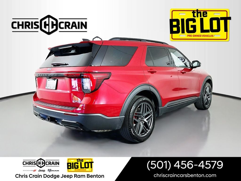 2025 Ford Explorer ST-Line