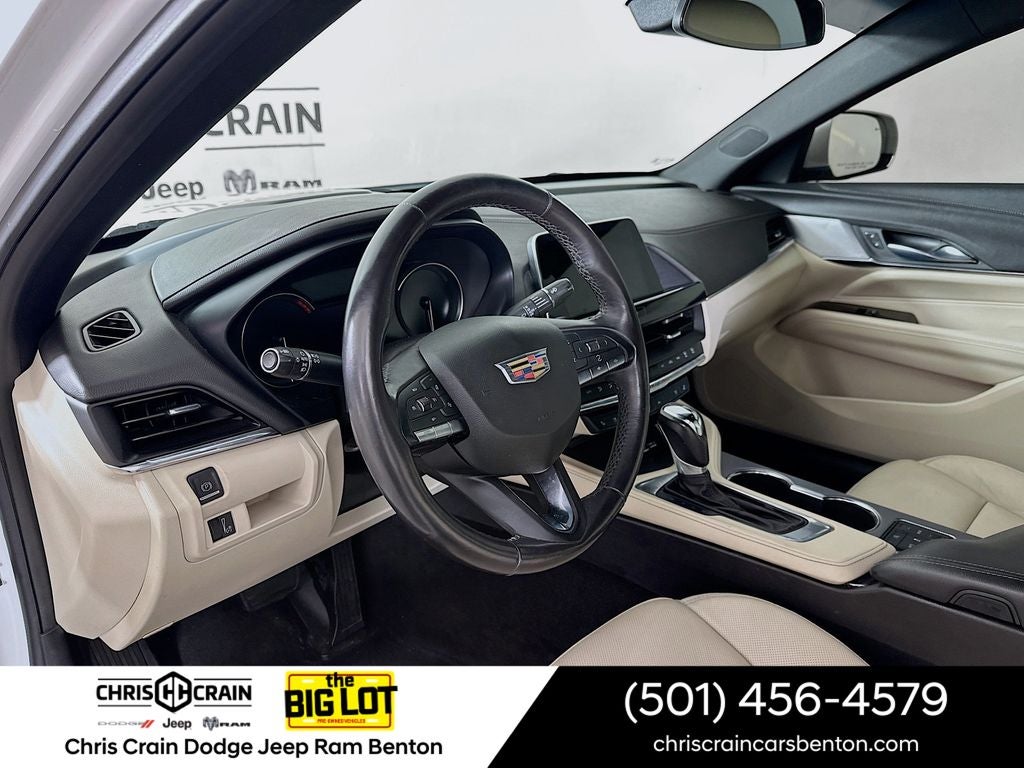 2023 Cadillac CT4 Premium Luxury