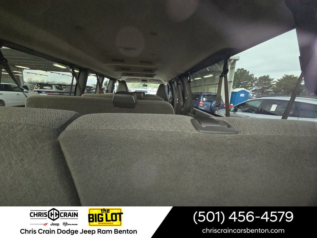 2025 Chevrolet Express 3500 LS Passenger