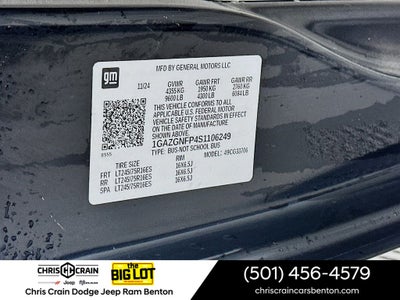 2025 Chevrolet Express Passenger RWD 3500 Extended Wheelbase LS