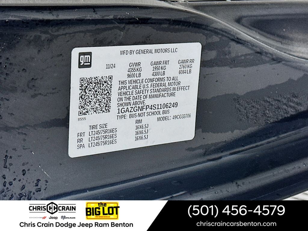 2025 Chevrolet Express Passenger RWD 3500 Extended Wheelbase LS