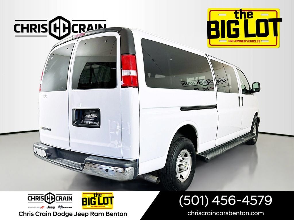 2023 Chevrolet Express Passenger RWD 3500 Extended Wheelbase LT