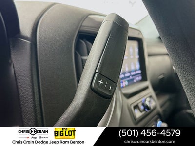 2022 Chevrolet Silverado 1500 4WD Crew Cab Short Bed Custom