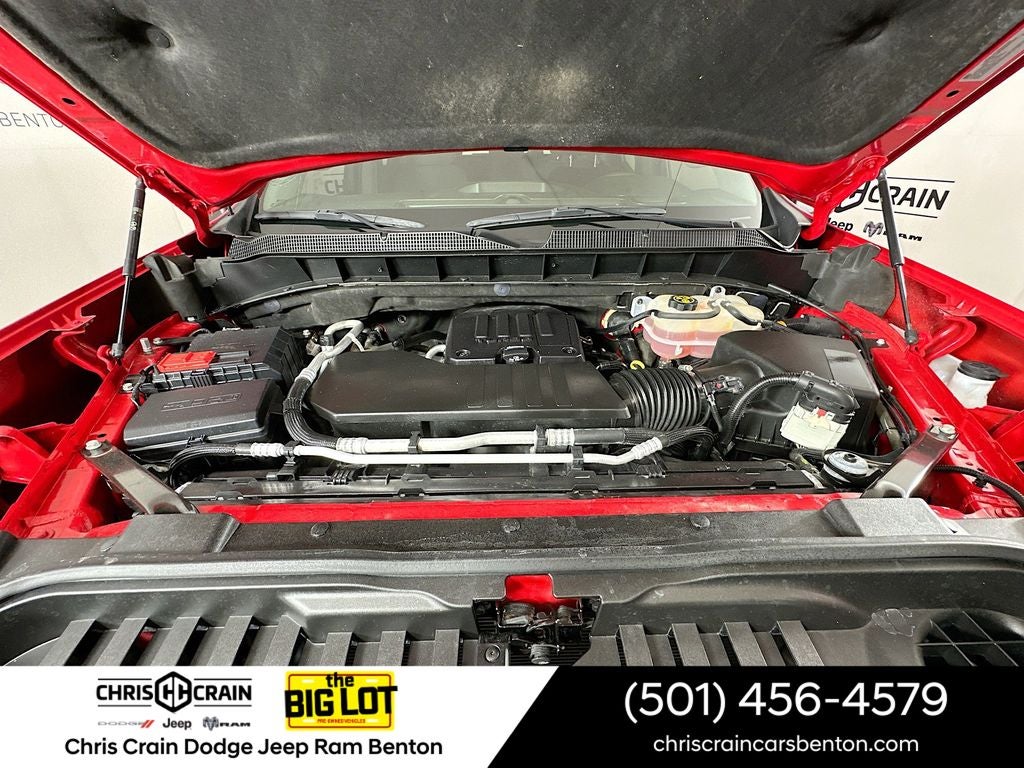 2022 Chevrolet Silverado 1500 4WD Crew Cab Short Bed Custom