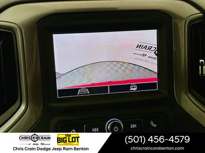 2023 Chevrolet Silverado 1500 4WD Crew Cab Short Bed Custom