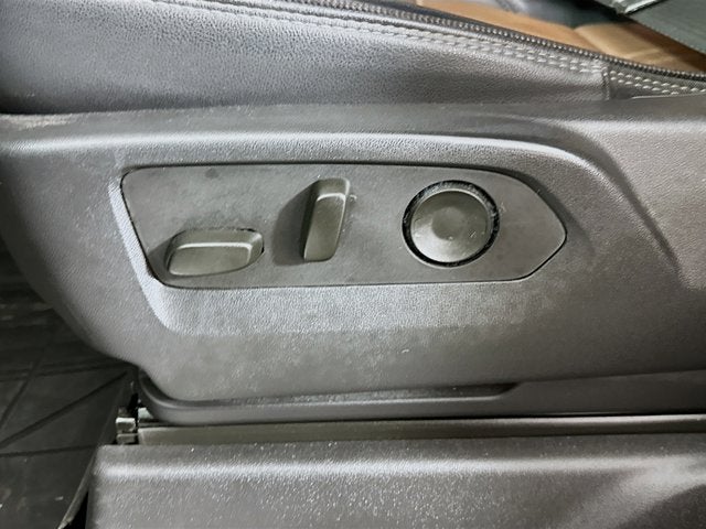 2023 Chevrolet Silverado 1500 4WD Crew Cab Short Bed High Country