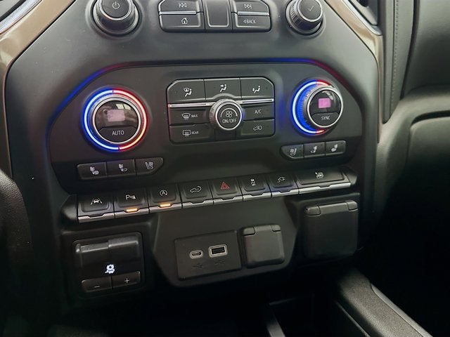 2021 Chevrolet Silverado 1500 4WD Crew Cab Short Bed High Country