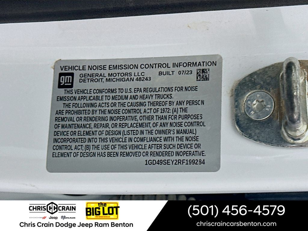 2024 GMC Sierra 3500HD Chassis Pro