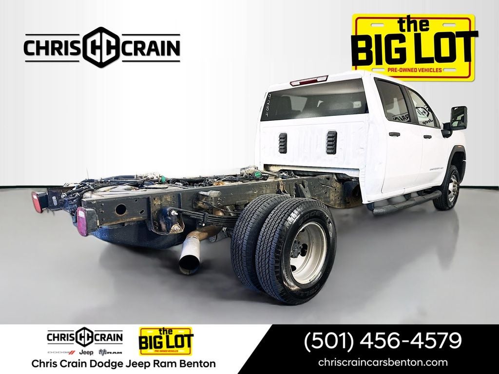2024 GMC Sierra 3500HD Chassis Pro