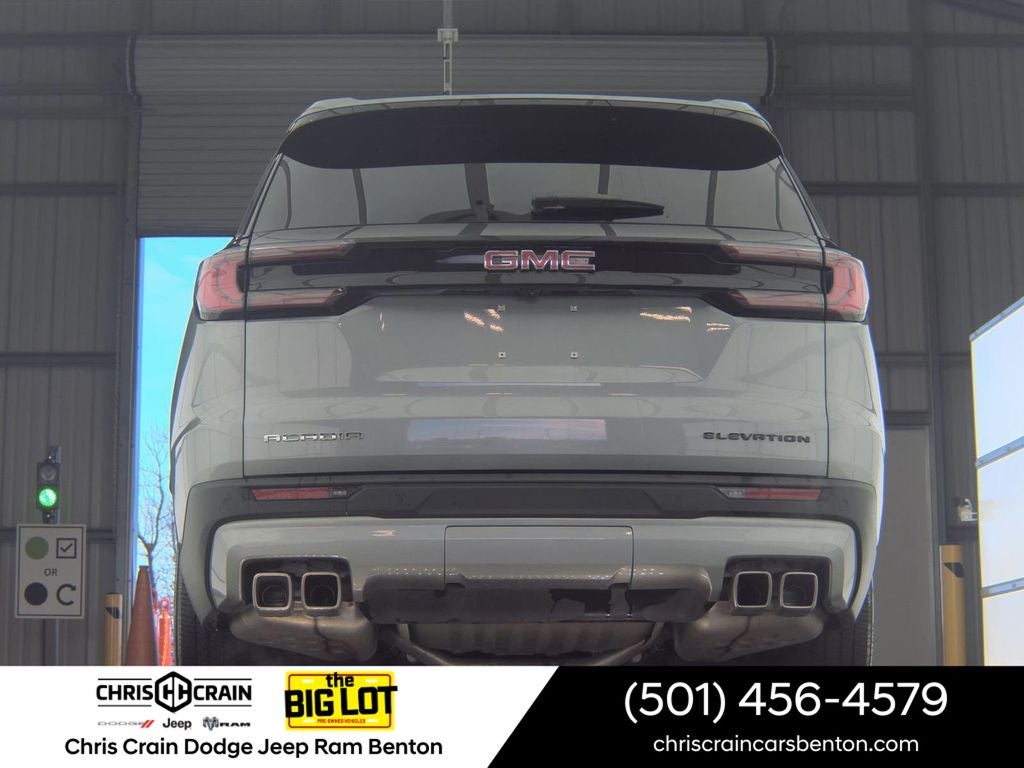 2025 GMC Acadia Elevation