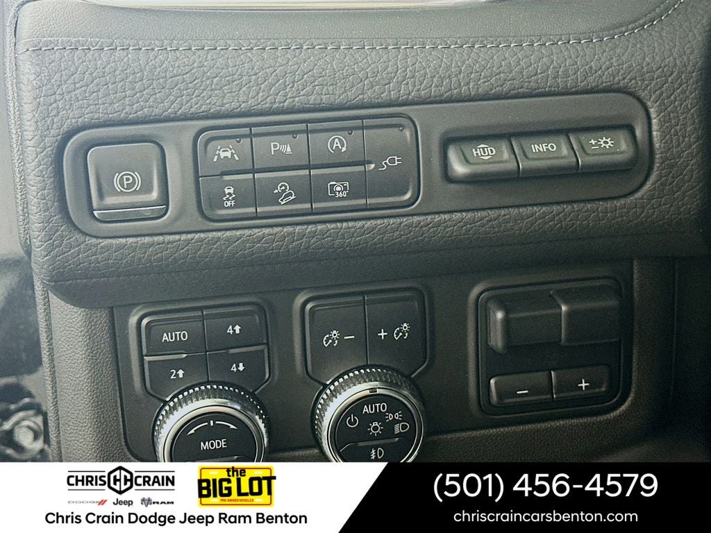 2022 GMC Yukon 4WD Denali