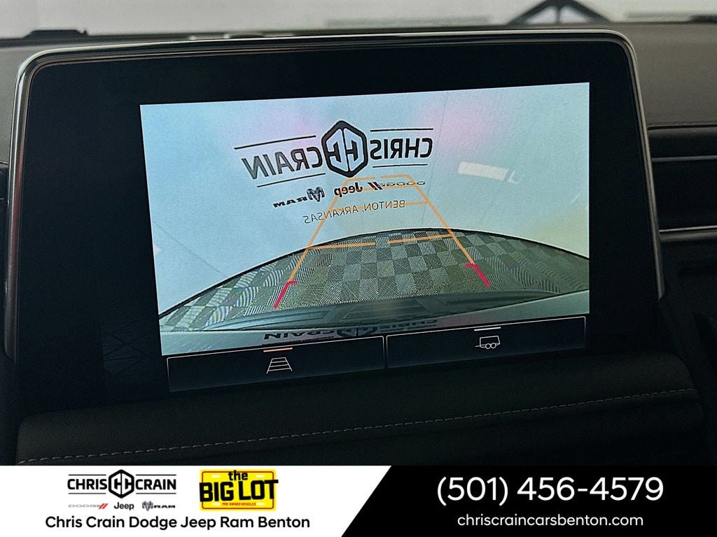 2023 GMC Yukon XL 4WD SLT