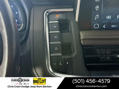 2023 GMC Yukon XL 4WD SLT