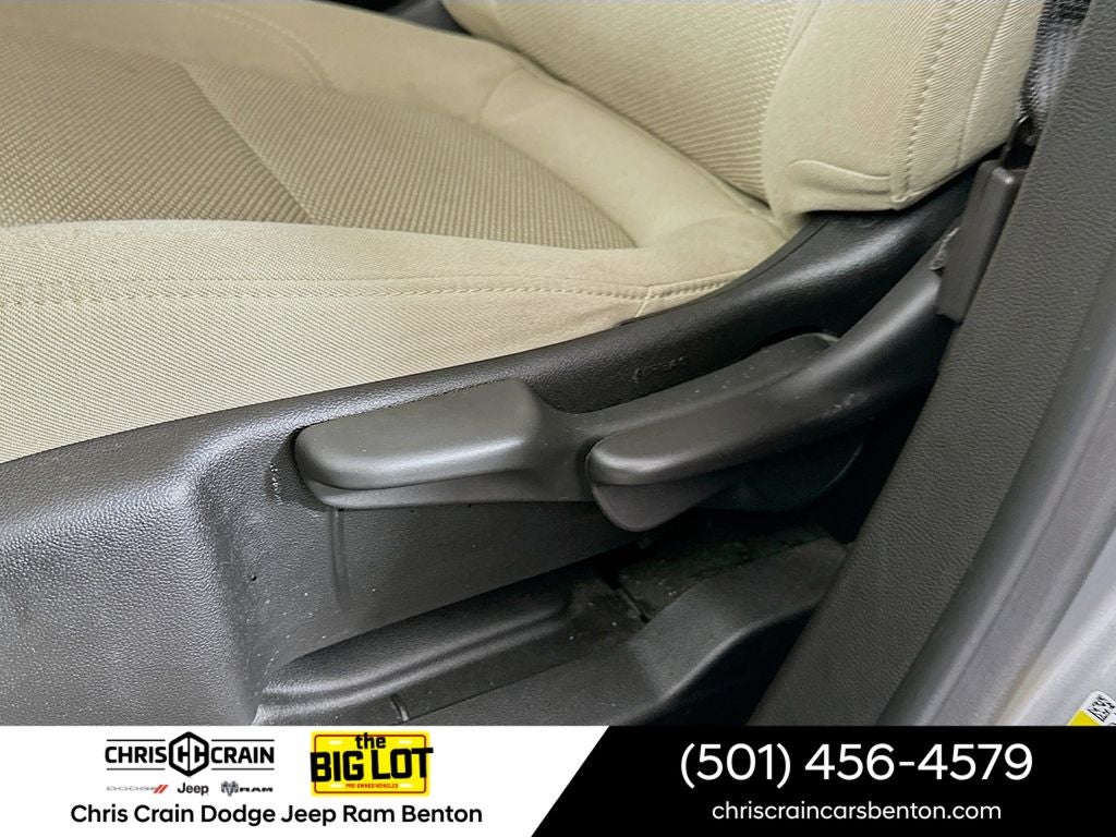 2023 Chevrolet Traverse FWD LS
