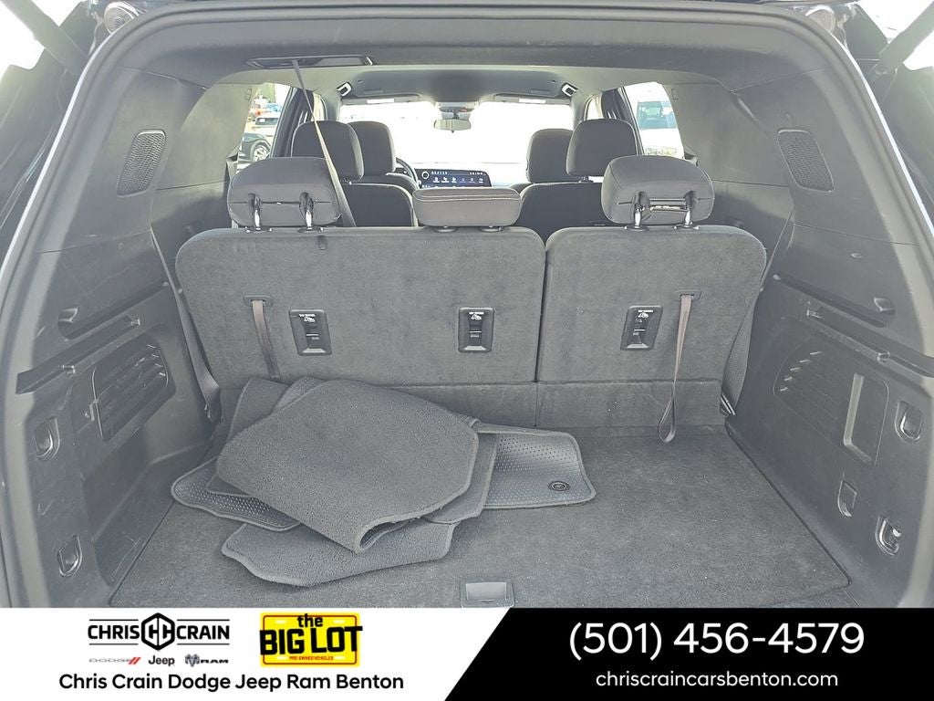 2025 Chevrolet Traverse FWD LT