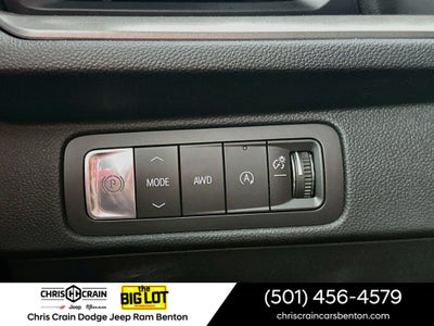 2026 Chevrolet Traverse AWD LT