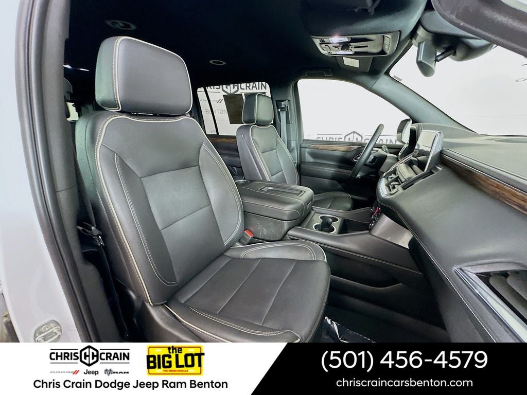 2023 Chevrolet Suburban 4WD Premier