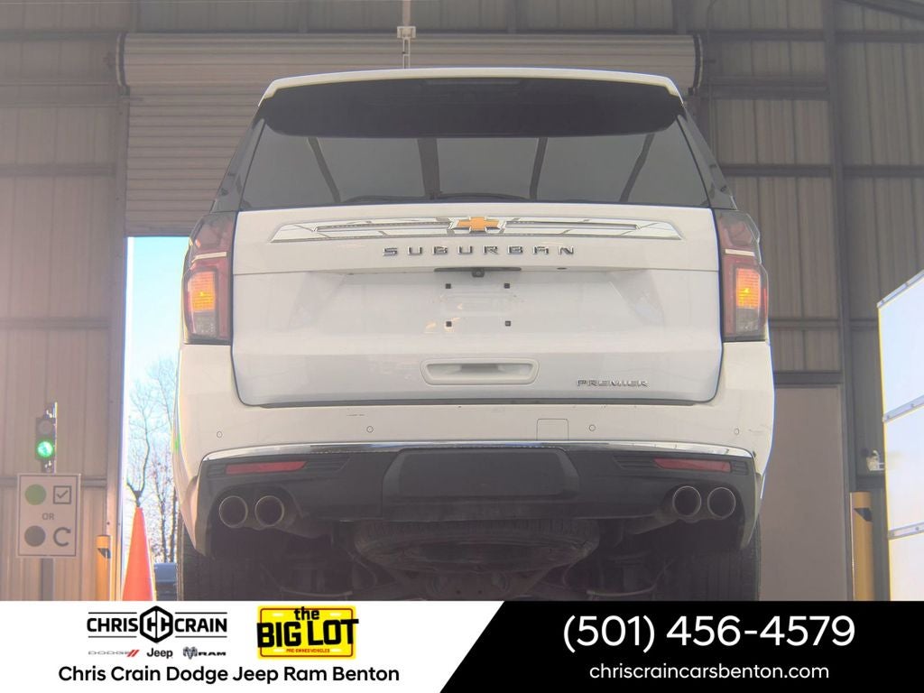 2023 Chevrolet Suburban 4WD Premier