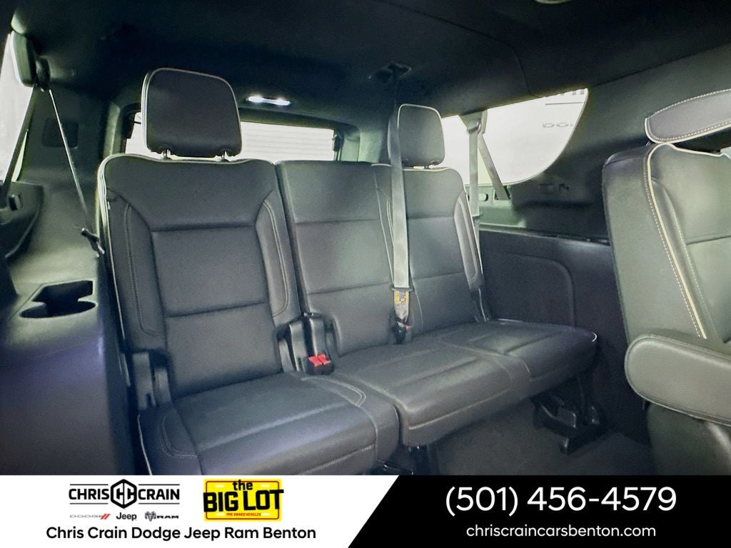 2023 Chevrolet Suburban 4WD Premier