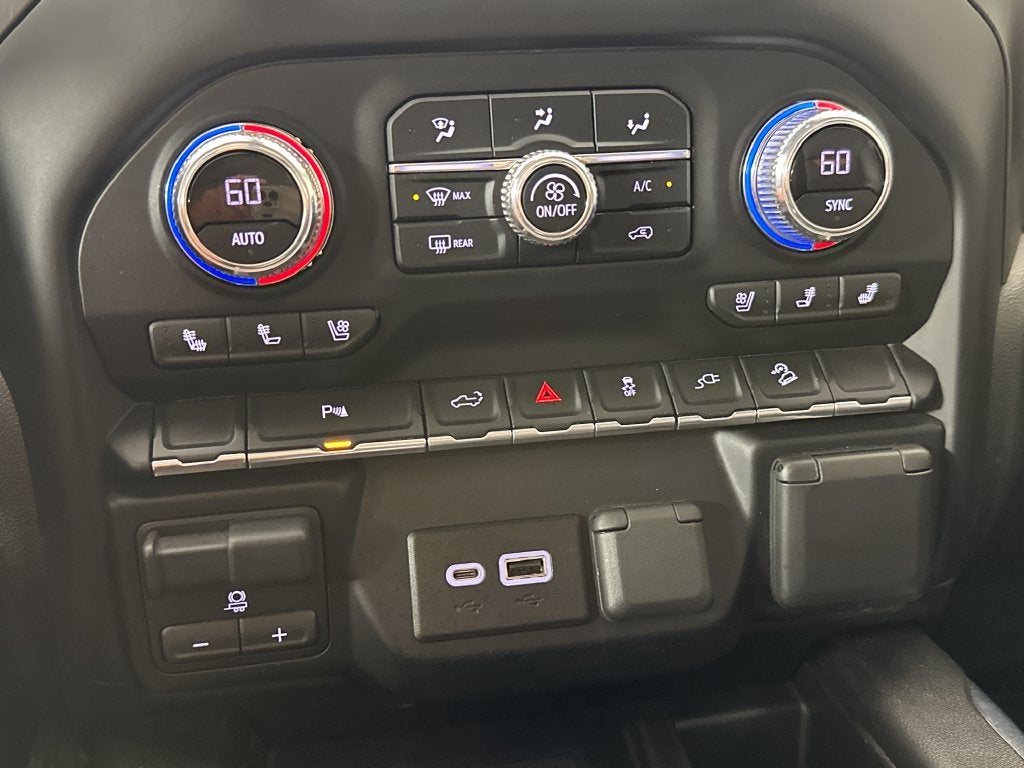 2022 GMC Sierra 2500HD 4WD Crew Cab Standard Bed AT4