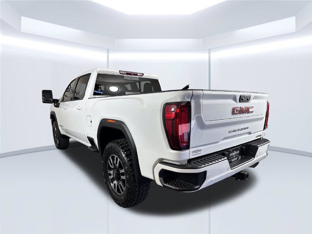 2022 GMC Sierra 2500HD 4WD Crew Cab Standard Bed AT4