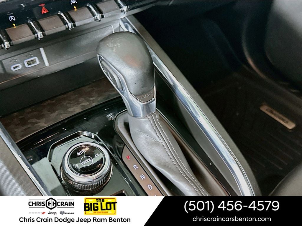 2023 GMC Canyon 4WD Crew Cab Short Box Elevation