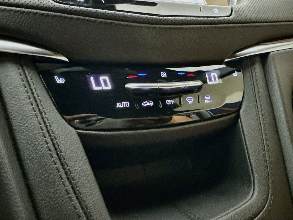 2025 Cadillac XT5 FWD Premium Luxury