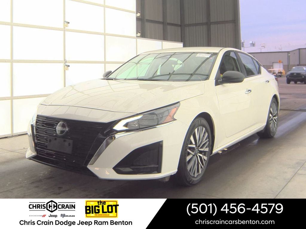 2025 Nissan Altima SV