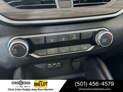 2025 Nissan Altima SV FWD