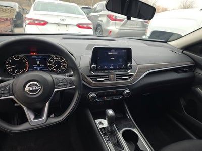 2024 Nissan Altima SV FWD